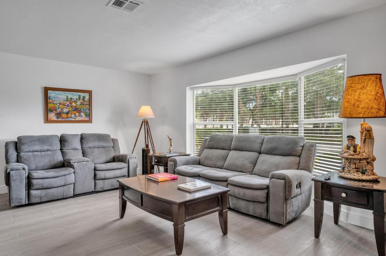 4 Bd Near Beach Spacious Solar Heated Pool Waterfront Home Pompano Beach Εξωτερικό φωτογραφία