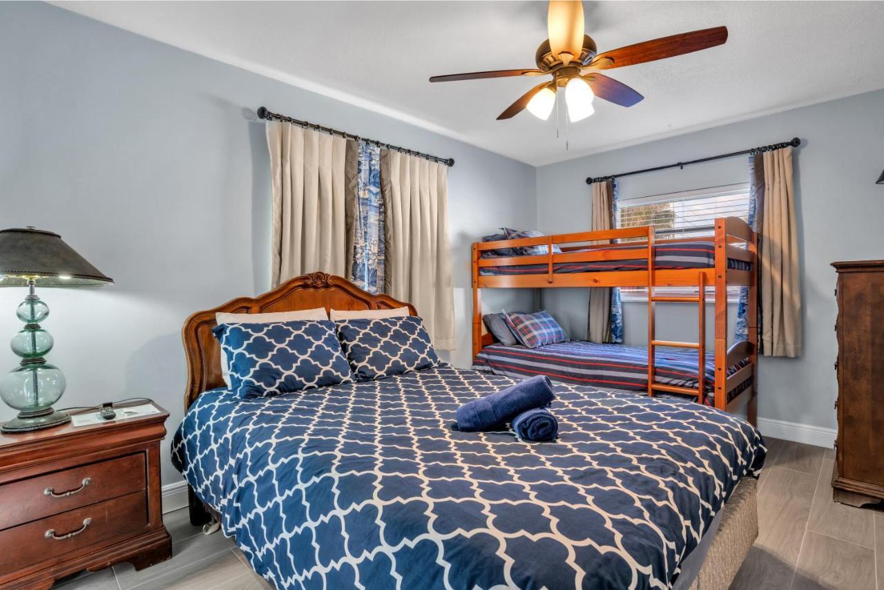4 Bd Near Beach Spacious Solar Heated Pool Waterfront Home Pompano Beach Εξωτερικό φωτογραφία