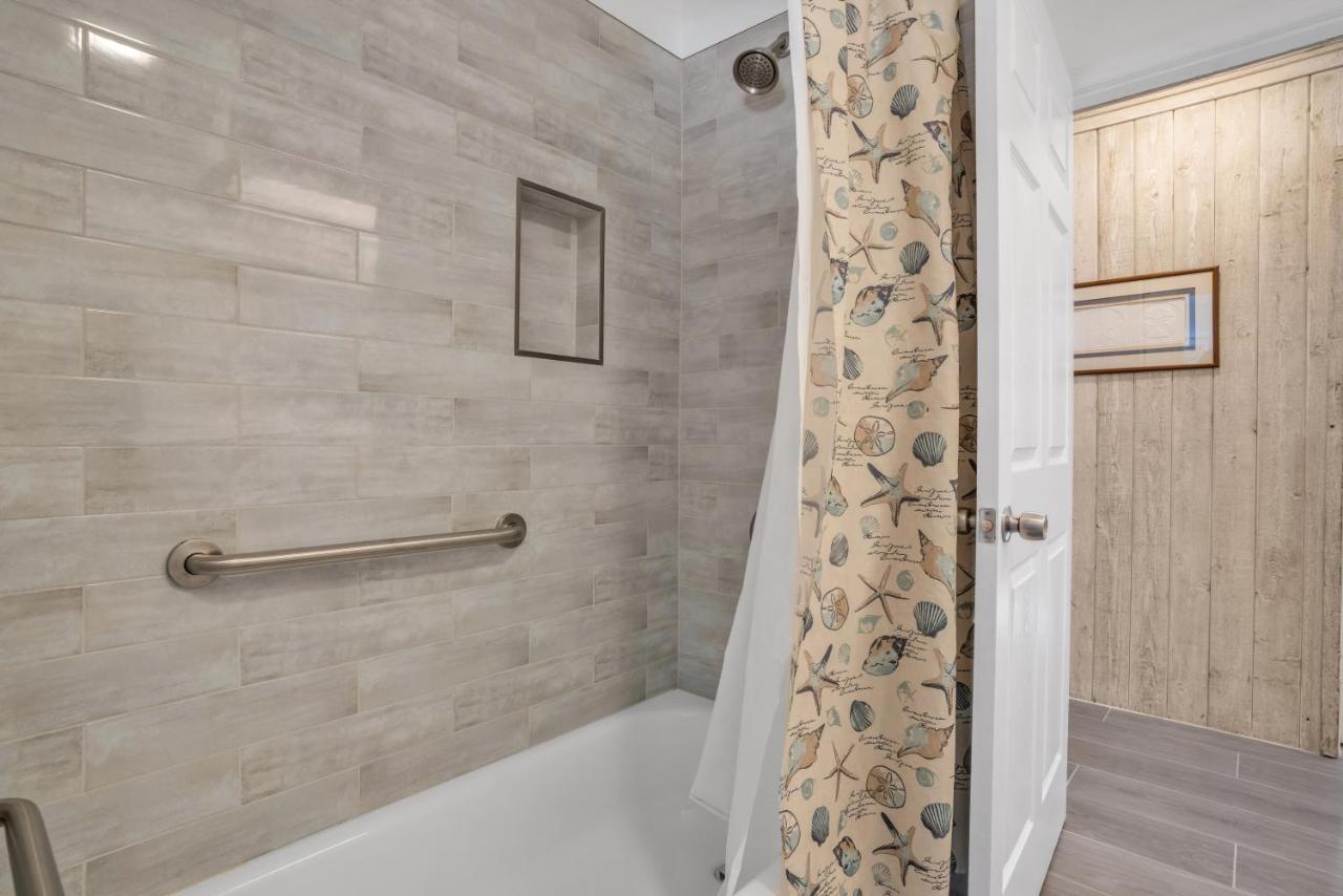 4 Bd Near Beach Spacious Solar Heated Pool Waterfront Home Pompano Beach Εξωτερικό φωτογραφία