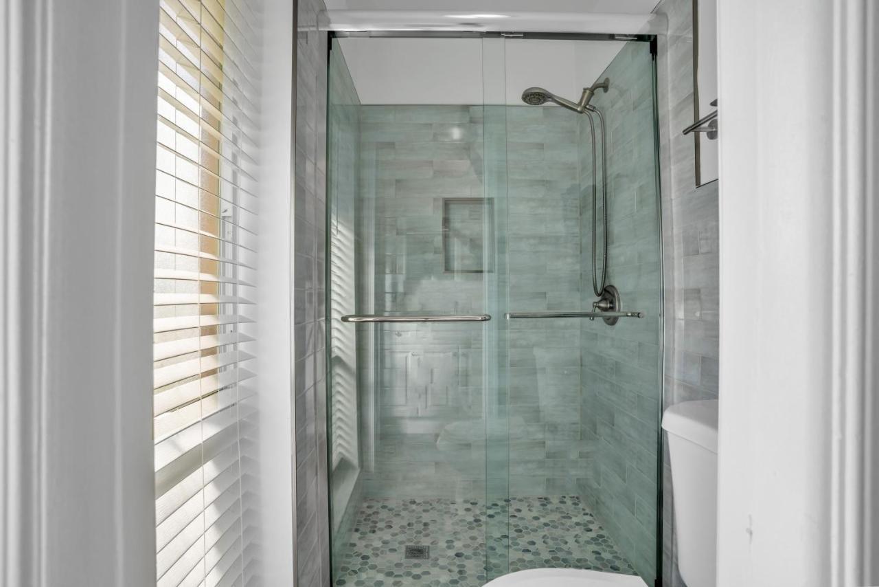 4 Bd Near Beach Spacious Solar Heated Pool Waterfront Home Pompano Beach Εξωτερικό φωτογραφία