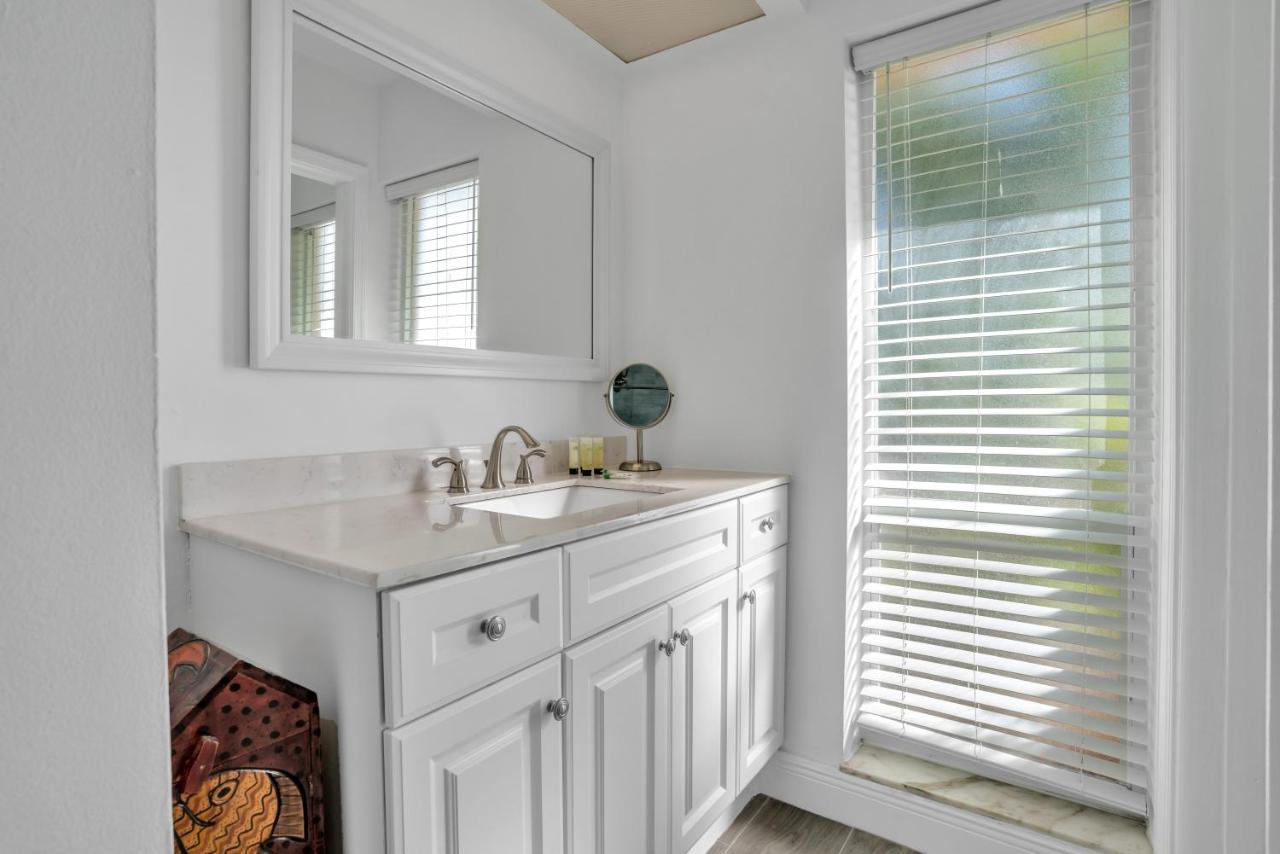 4 Bd Near Beach Spacious Solar Heated Pool Waterfront Home Pompano Beach Εξωτερικό φωτογραφία